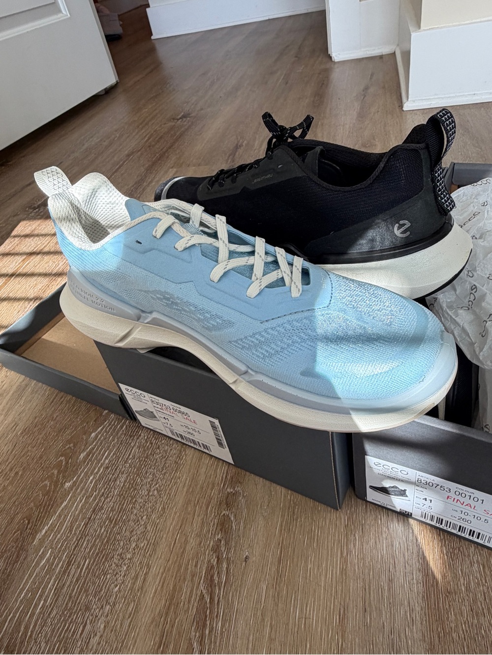 2 pair! NIB Women’s Ecco Biom 2.2 EU 41 / US 9.5
